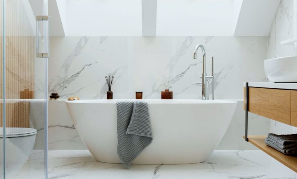 What Kind of Panelling Can Be Used in a Bathroom?